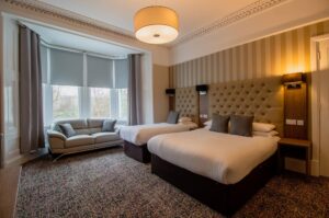 3 bed apartments