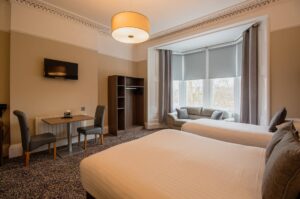 3 bed apartments